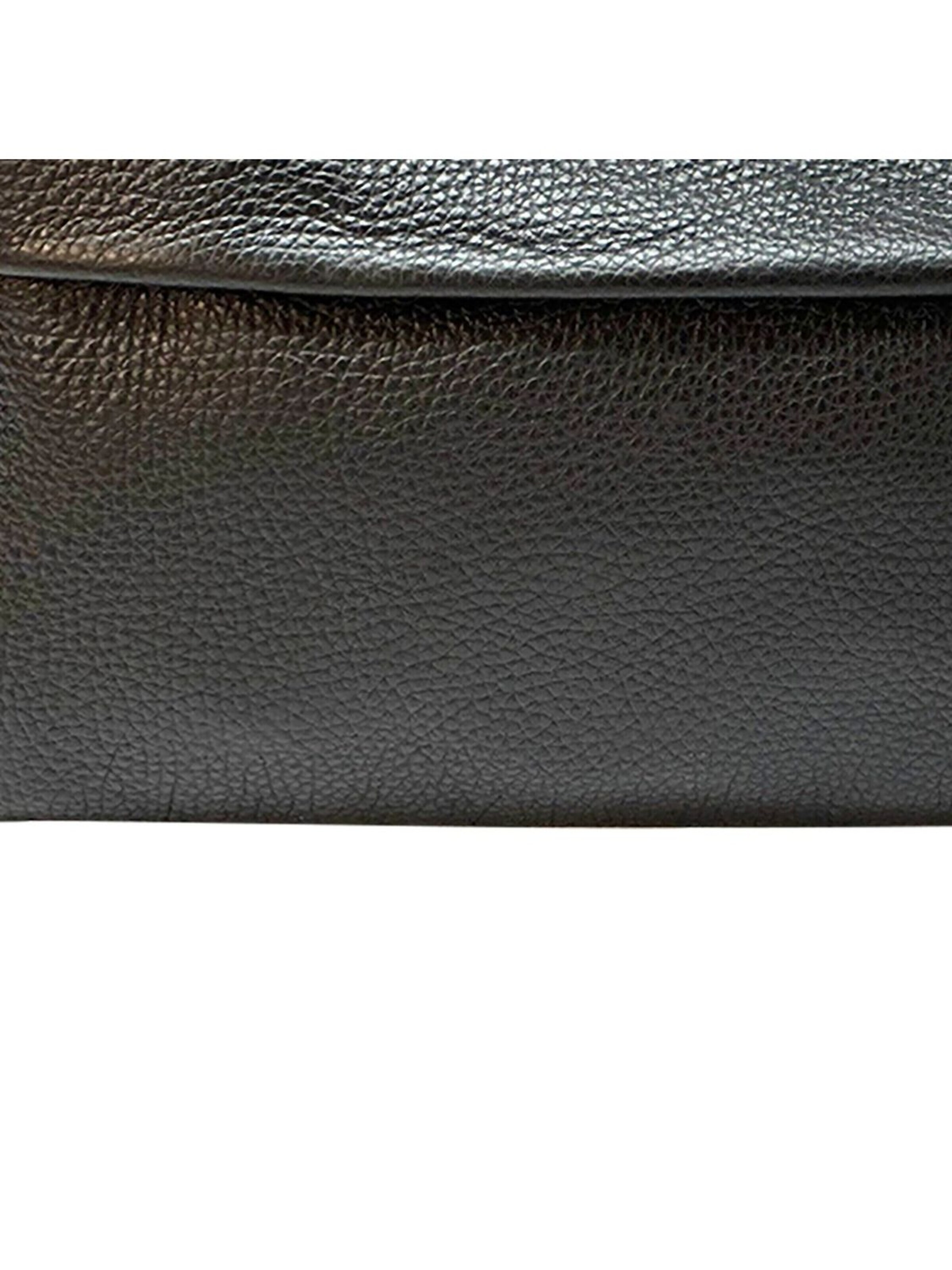 Florence Clutch in Black