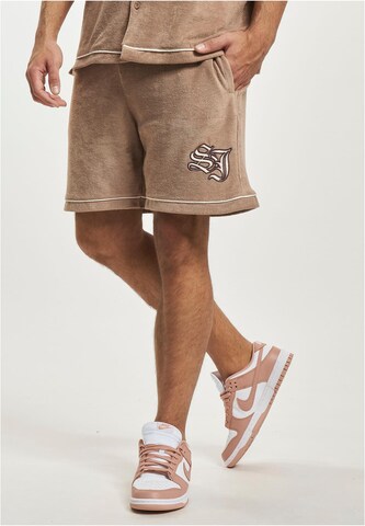 Sean John Loosefit Shorts in Braun: predná strana