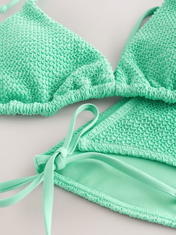 T-shirt Bikini di self. in verde