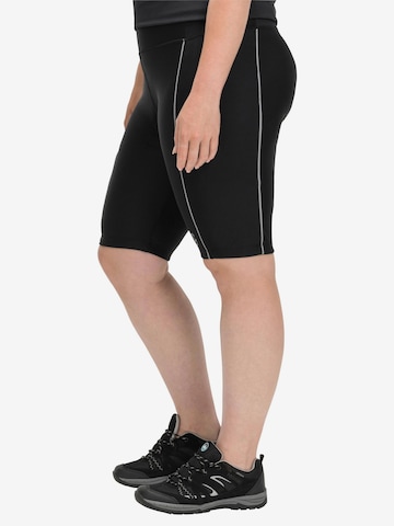 SHEEGO Skinny Athletic Pants in Black