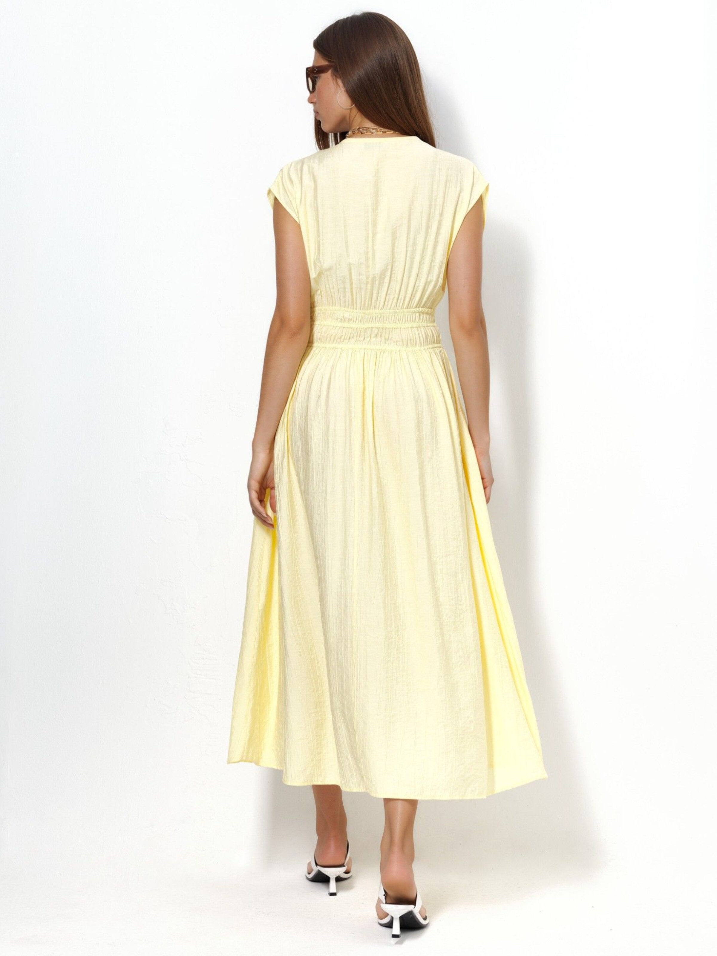 Busem Dress in Yellow