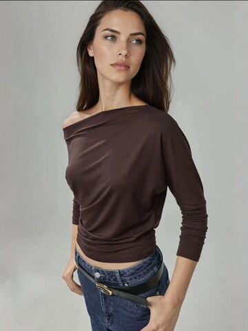 T-shirt Hiccup en marron