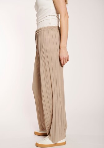 Wide leg Pantaloni 'Fa44biola' di Hailys in grigio