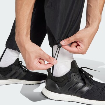 Loosefit Pantaloni 'Future Icons' di ADIDAS SPORTSWEAR in nero