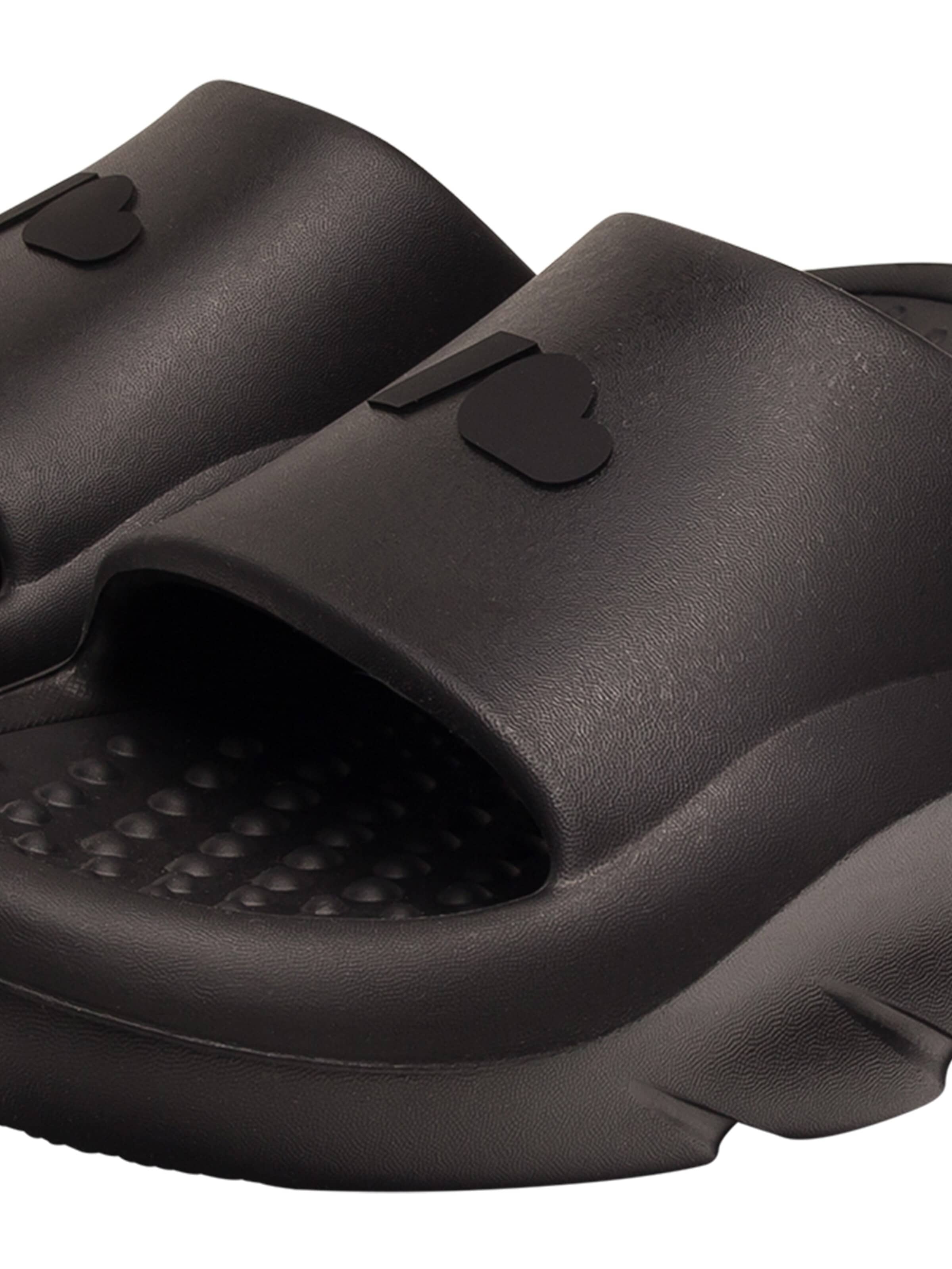 Zoccoletto di Kubota in nero