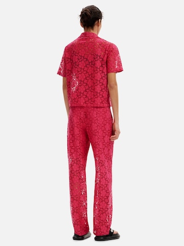 Desigual Loose fit Pleat-Front Pants in Red