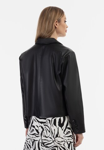 faina Blazer in Schwarz