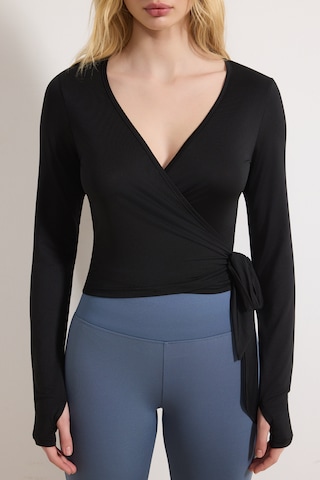 Trendyol - Camiseta en negro