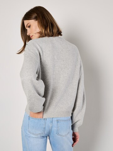 Pull-over Apricot en gris