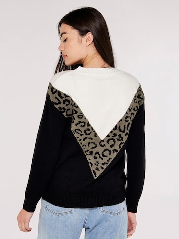 Pull-over 'Animal Chevron' Apricot en mélange de couleurs