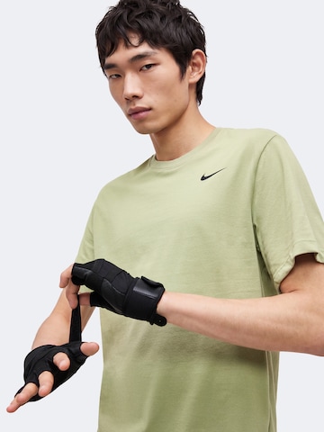 NIKE Performance Shirt in Green
