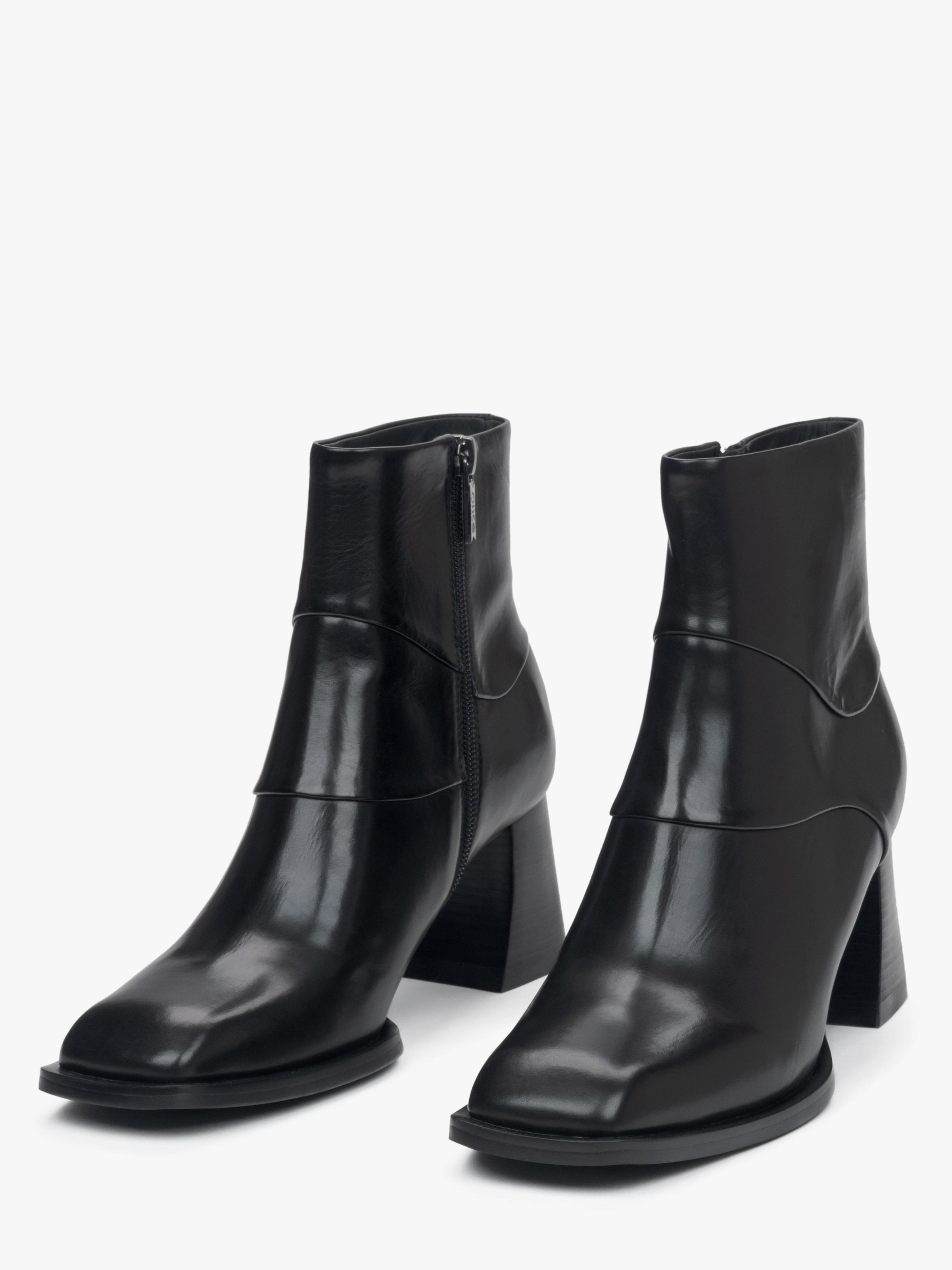 Ankle boots '2132-5' di Estro in nero