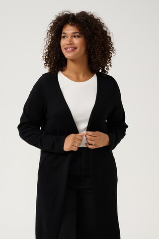 KAFFE CURVE Strickjacke 'Farsia' in Schwarz: Vorderseite