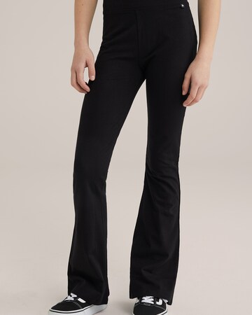 WE Fashion Flared Leggings - fekete: elől