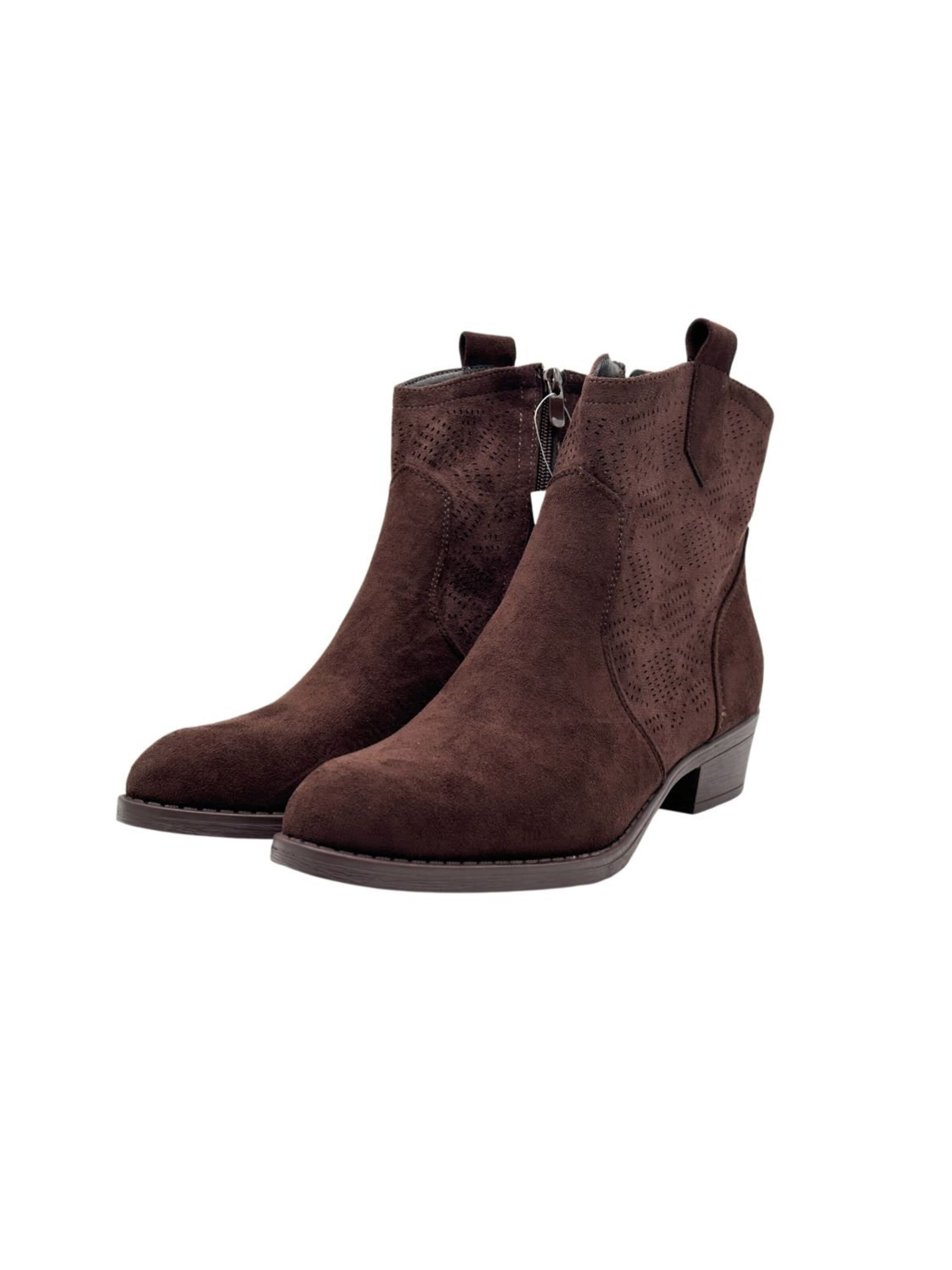 Nowaland Chelsea Boots in Brown