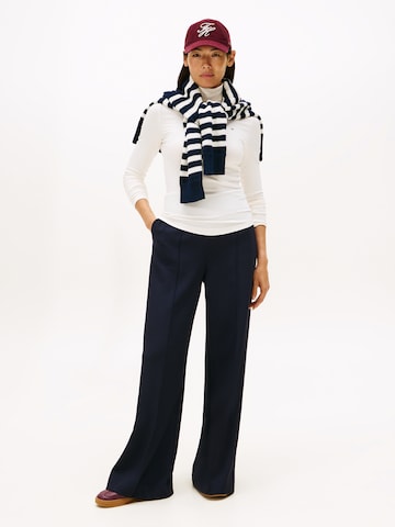 TOMMY HILFIGER Μπλουζάκι σε λευκό