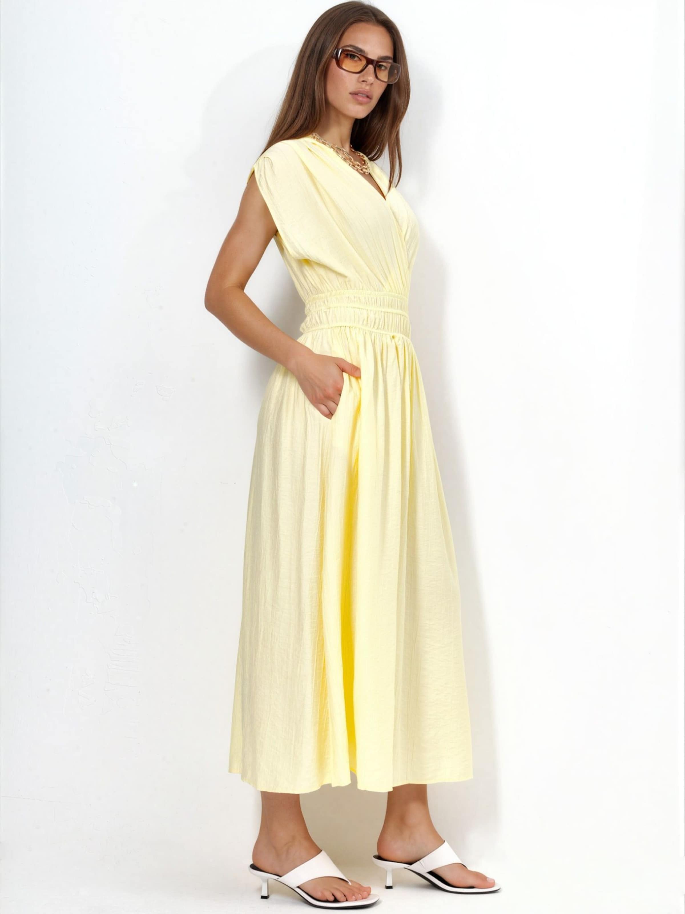 Busem Dress in Yellow