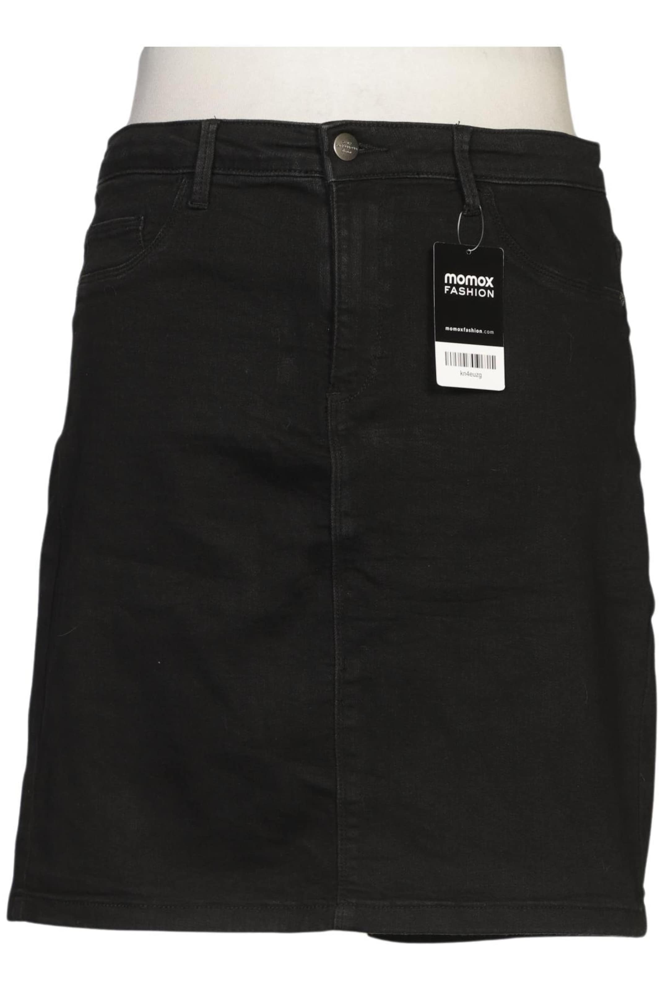 ONLY Carmakoma Rock XXXL in Schwarz: Vorderseite