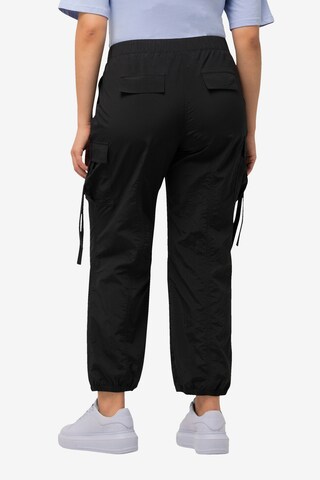 Ulla Popken Tapered Cargobroek in Zwart