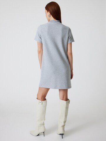 Koton Gebreide jurk in Grijs