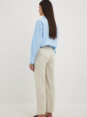 NA-KD Regular Pleat-Front Pants in Beige