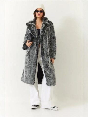 Manteau d’hiver Bianco Lucci en noir