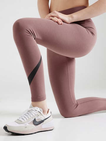 Nike Sportswear Skinny Legíny – hnědá