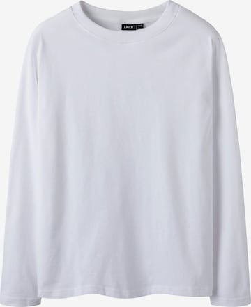 LMTD Shirt in White: front