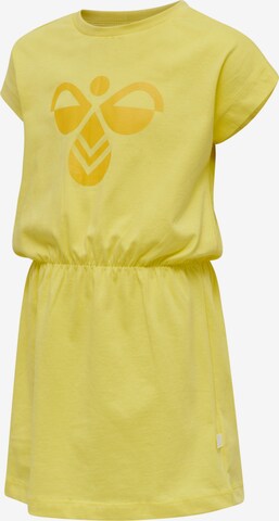 Robe de sport Hummel en jaune