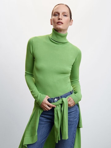 MANGO Пуловер 'ALMAR' в зелено: отпред