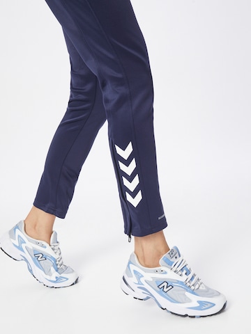 Hummel Slimfit Sportbroek in Blauw