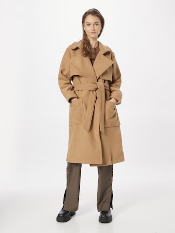 Abercrombie & Fitch Between-seasons coat in Brown: front