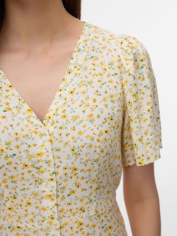 Abito camicia 'VMAlba' di VERO MODA in giallo