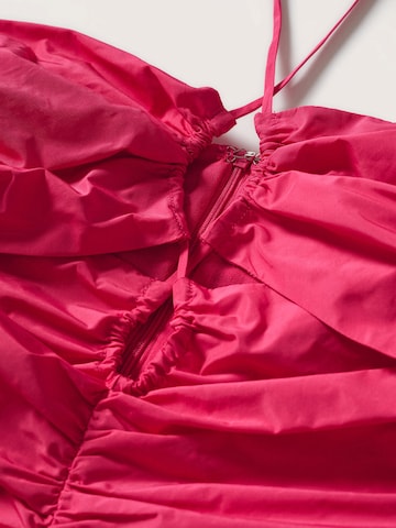 Robe d’été 'Tafi' MANGO en rose