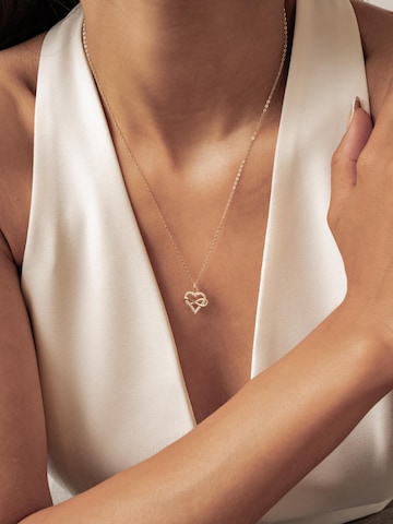 Hey Happiness Ketting 'Dainty Endless Love' in Goud: voorkant