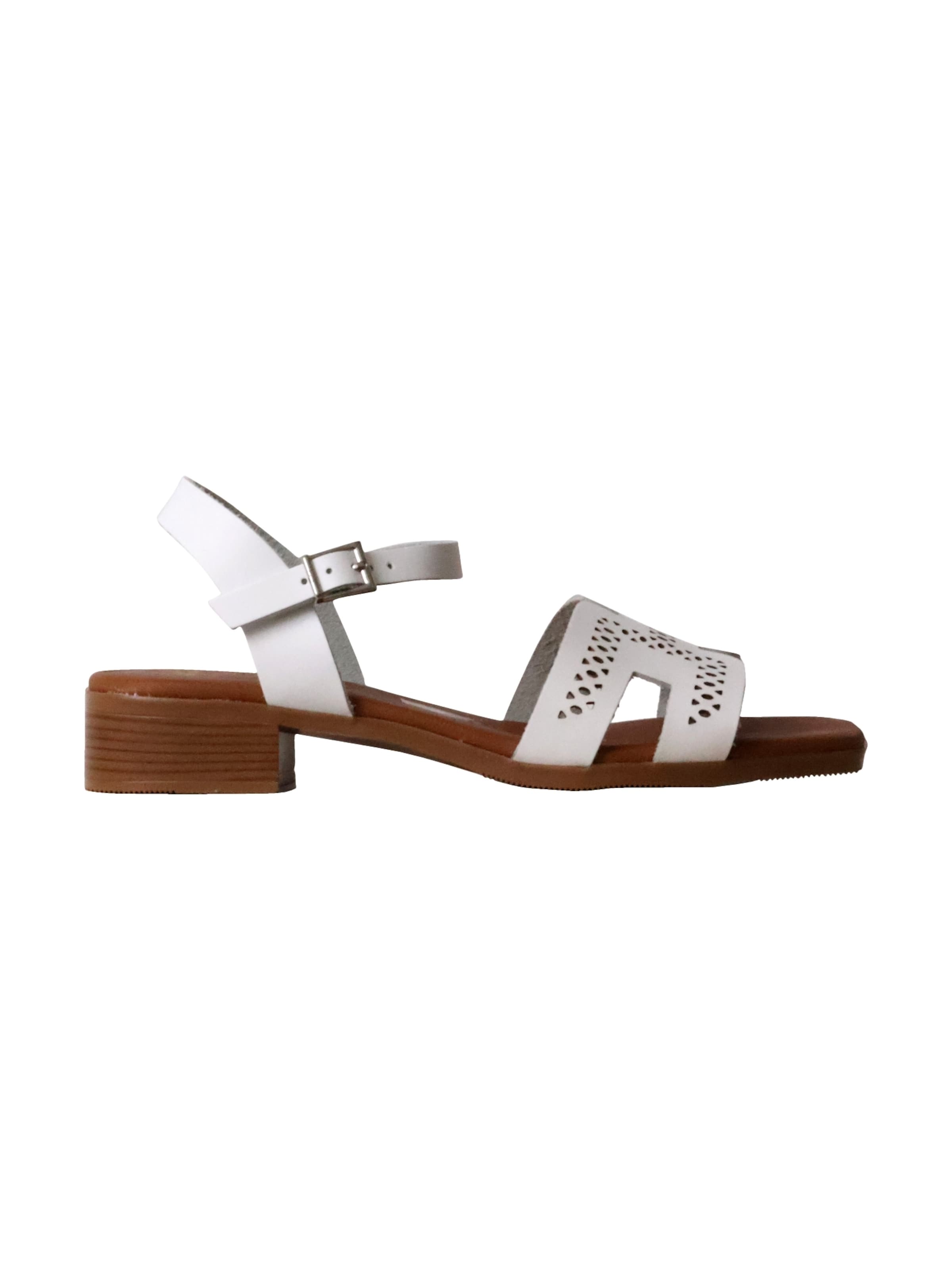 Oh my Sandals Sandal in White