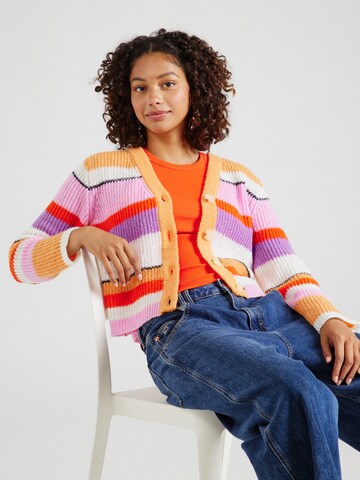 Cardigan 'BRANDON' PIECES en mélange de couleurs : devant