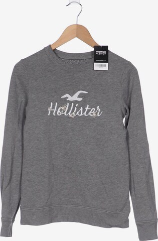 HOLLISTER Sweater XS in Grau: predná strana