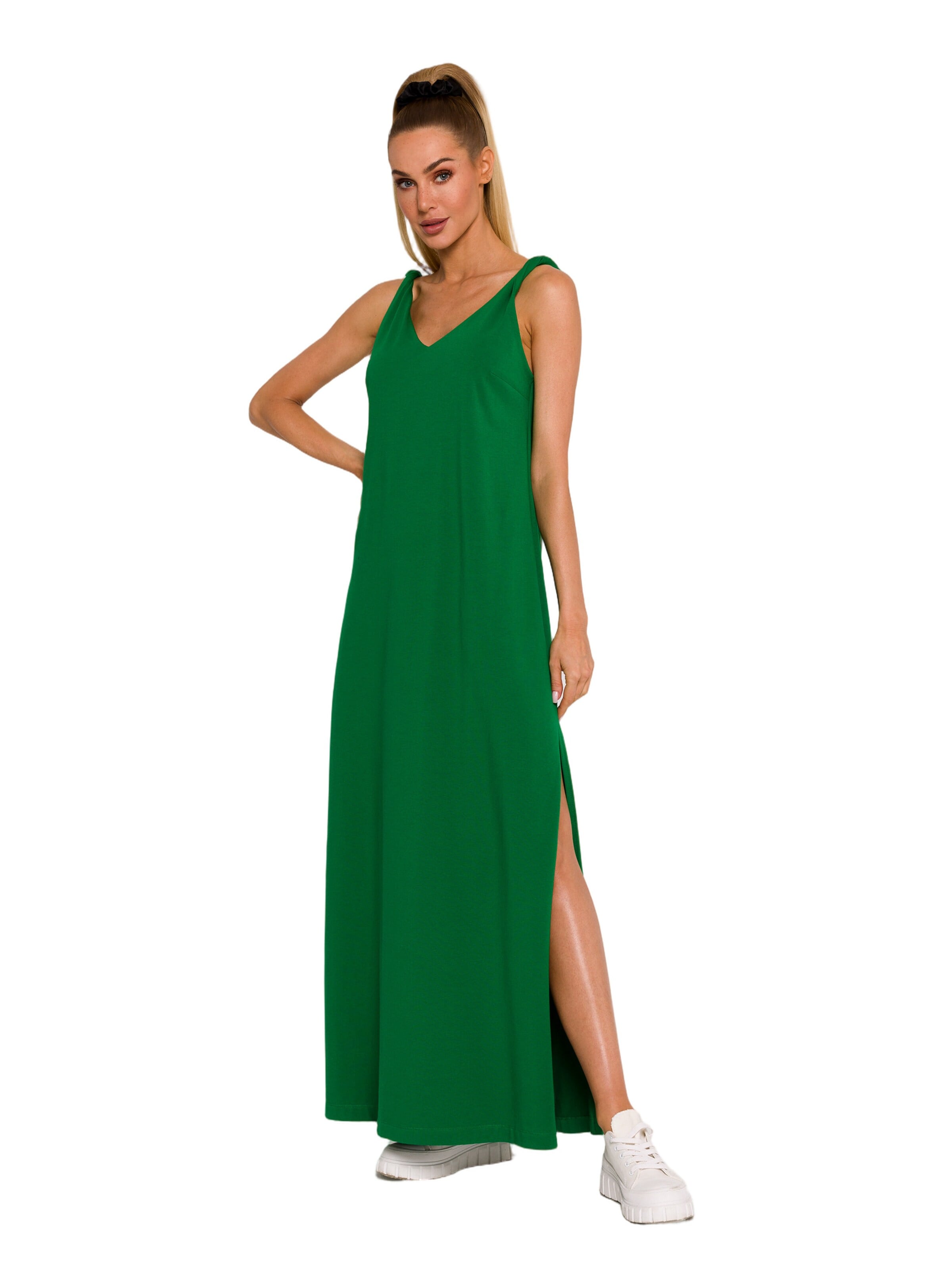 Rochie de la made of emotion pe verde