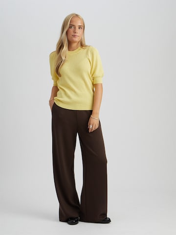 Peppercorn Sweater 'Tala' in Yellow