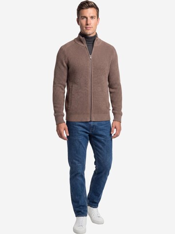 s.Oliver Strickjacke in Braun