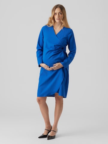 Robe 'Mikela' MAMALICIOUS en bleu