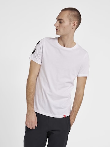 T-Shirt fonctionnel Hummel en blanc