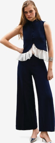 Touché Privé Weste 'Crepe Vest With Chiffon Detail' in Blau: Vorderseite