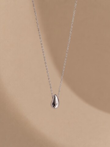 Kamakula Necklace 'Minimal Teardrop' in Silver