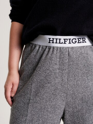 Loosefit Pantalon Tommy Hilfiger Curve en gris