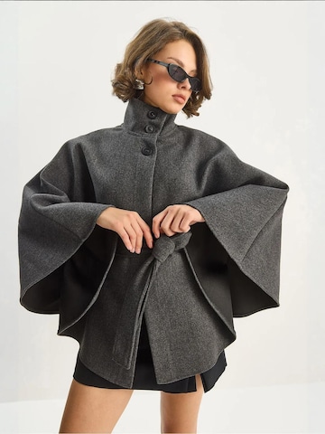 Bianco Lucci Tussenmantel in Grijs