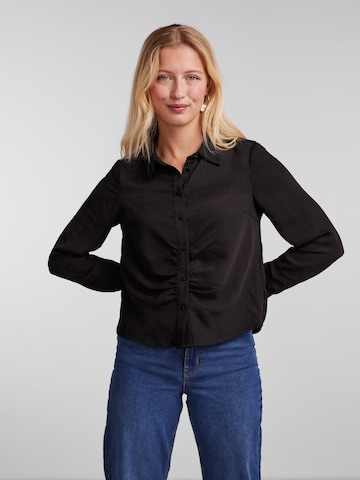 Camicia da donna 'SELMA' di PIECES in nero: frontale