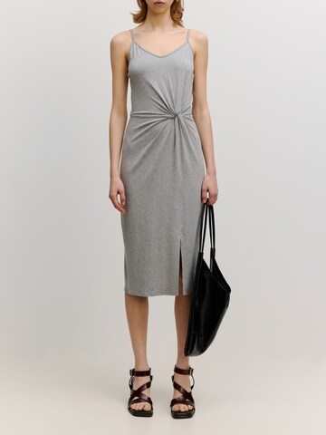 EDITED Kleid 'Maxine' in Grau