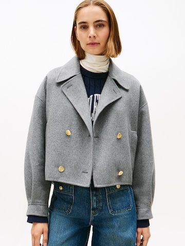 TOMMY HILFIGER Преходно яке в сиво: отпред